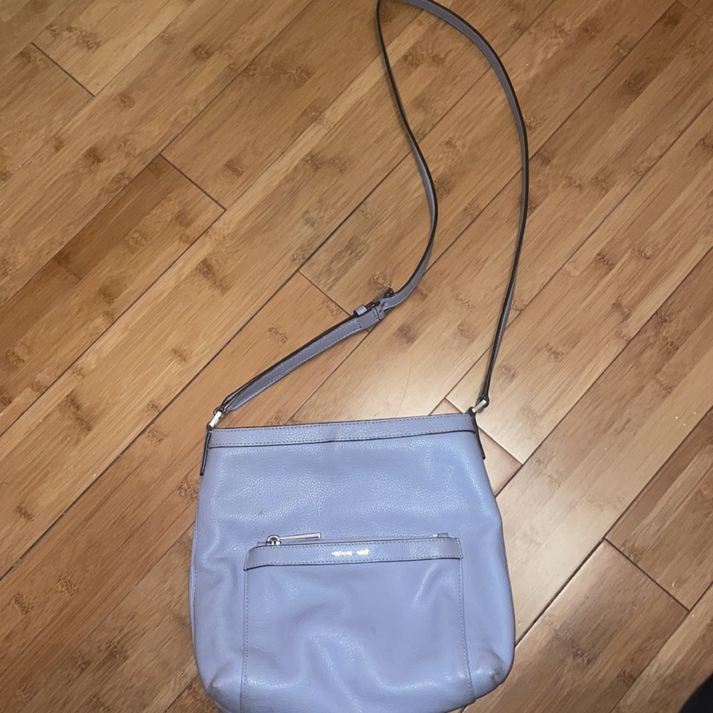 Lilac Michael Kors shoulder bag